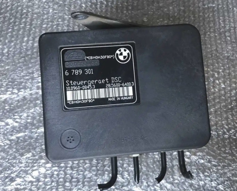 Блок ABS для BMW 3-серия E90/E91/E92/E93, 2010г